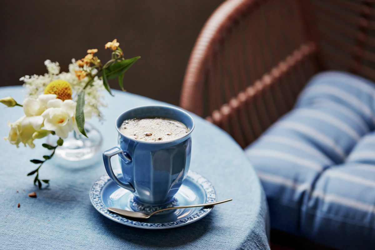 Kubek z podstawką Maria en Vogue Blue