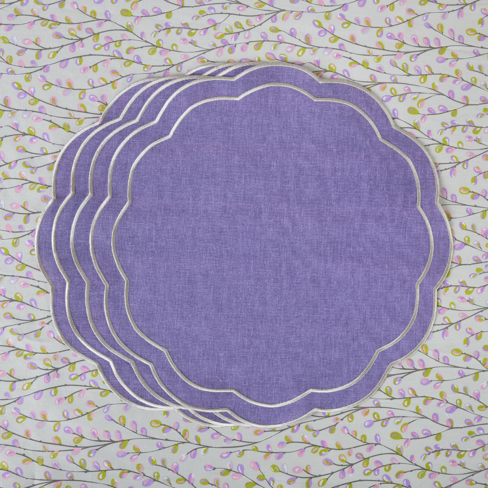 Zestaw 6 szt. haftowanych podkładek Purple Petali