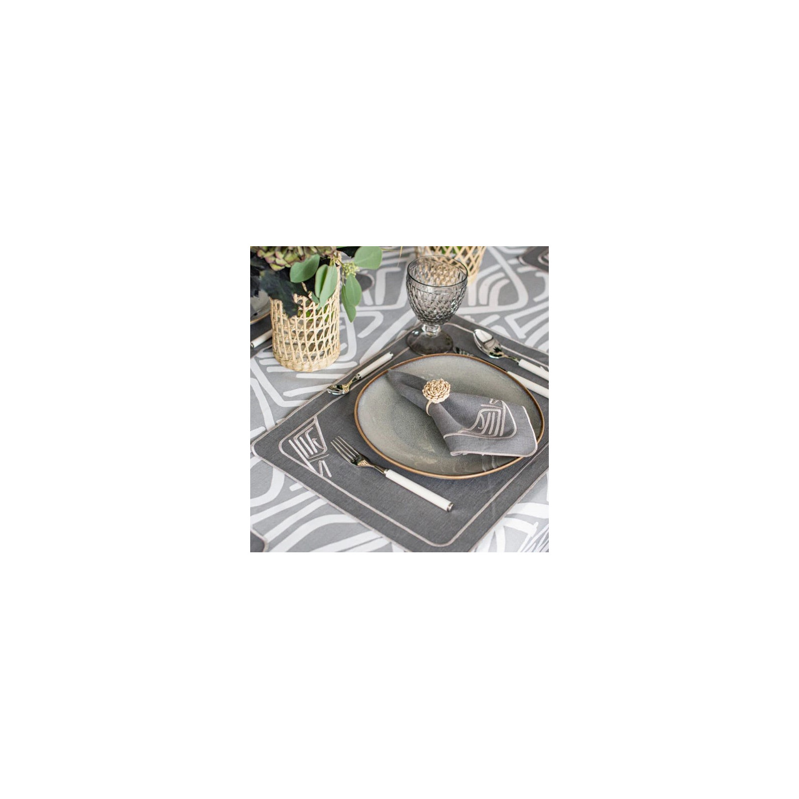 Zestaw 6 szt. haftowanych serwetek Infinity