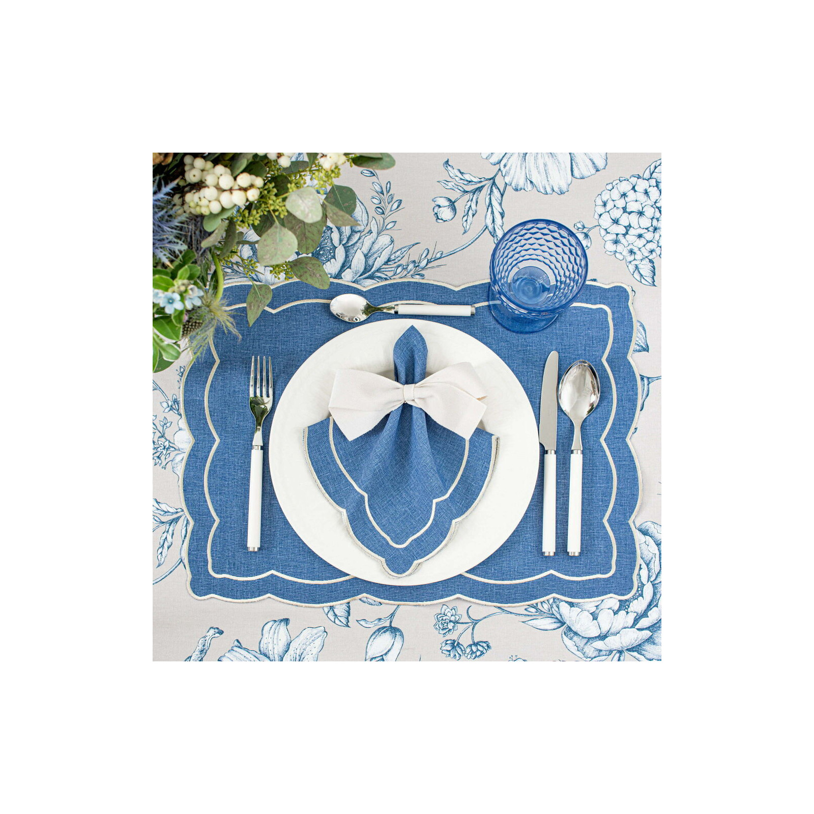 Zestaw 6 szt. haftowanych podkładek Blue Onde
