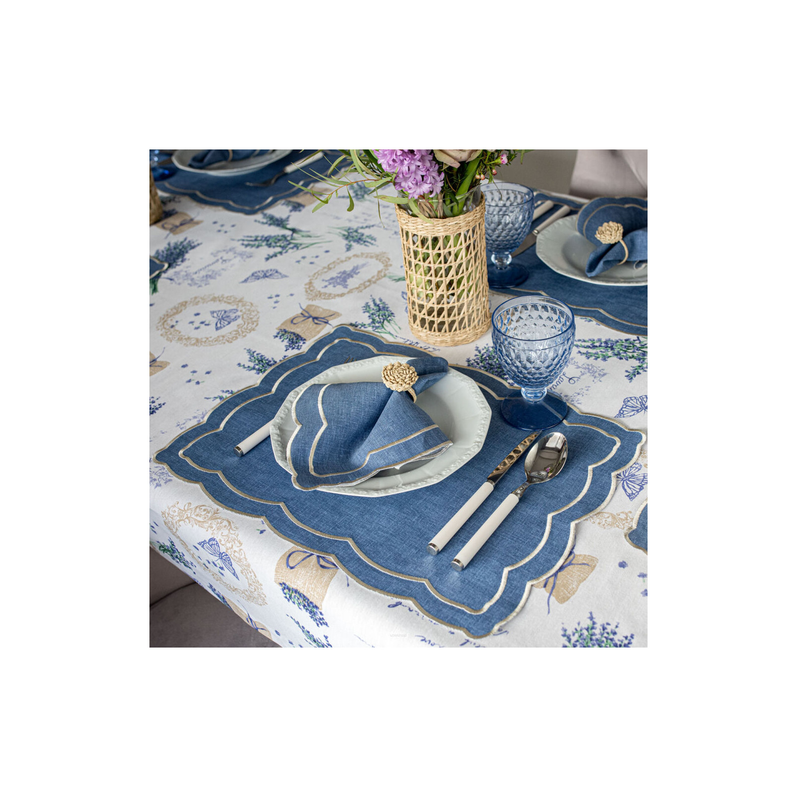 Zesatw 6 szt. haftowanych serwetek Blue Onde