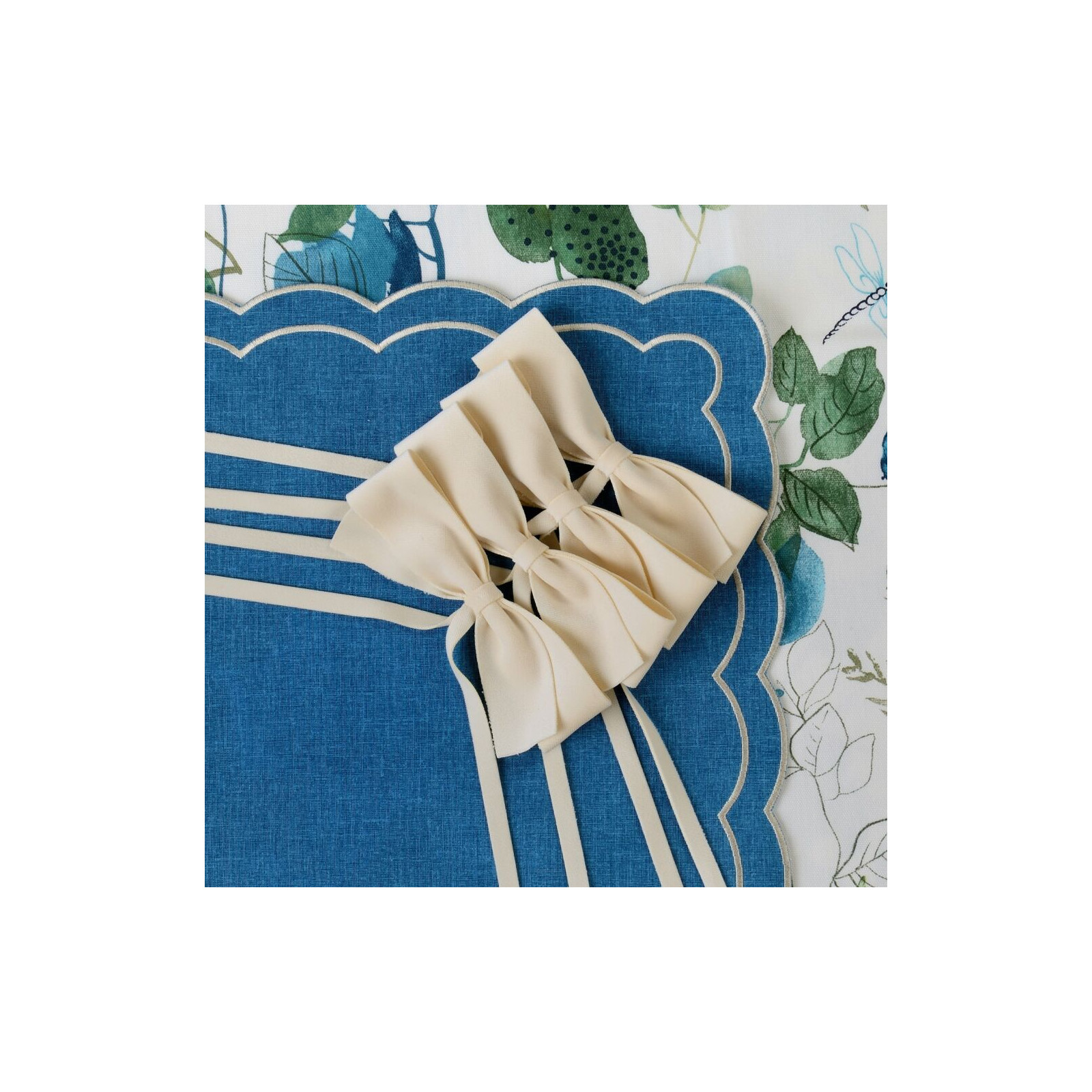 Zestaw 6 szt. aksamitnych kokardek Ivory Bows