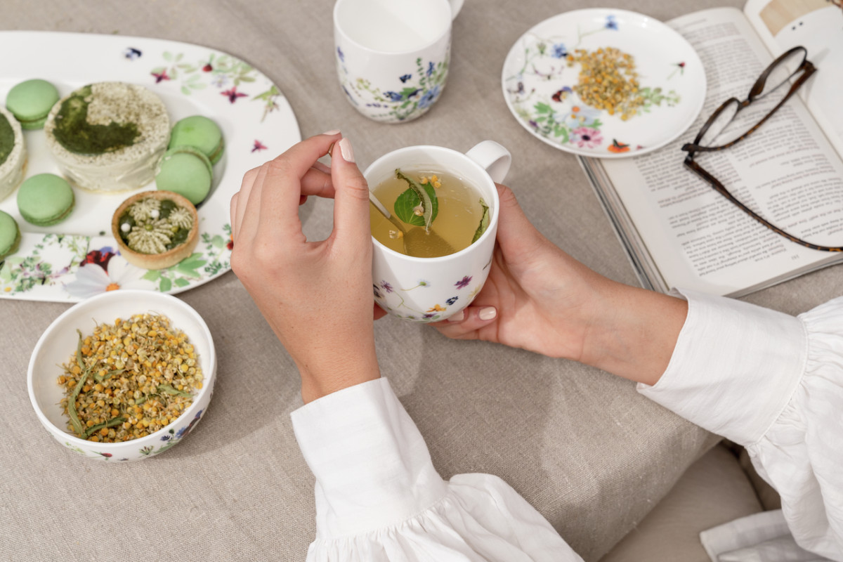 Kubek Wiosenny Ogród motyw 2