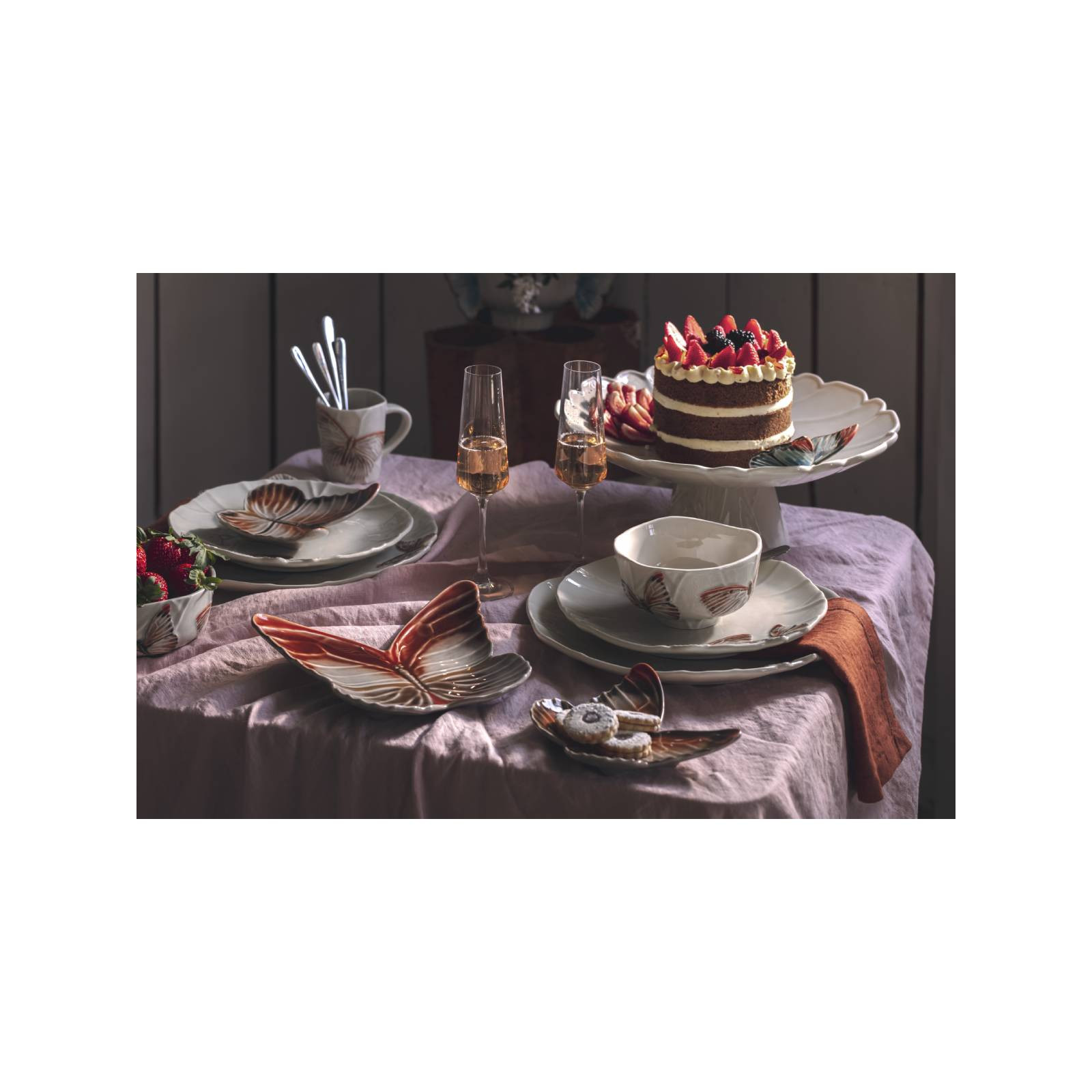 Bordallo Motyl-patera 49 kol.Claudia Schiffer