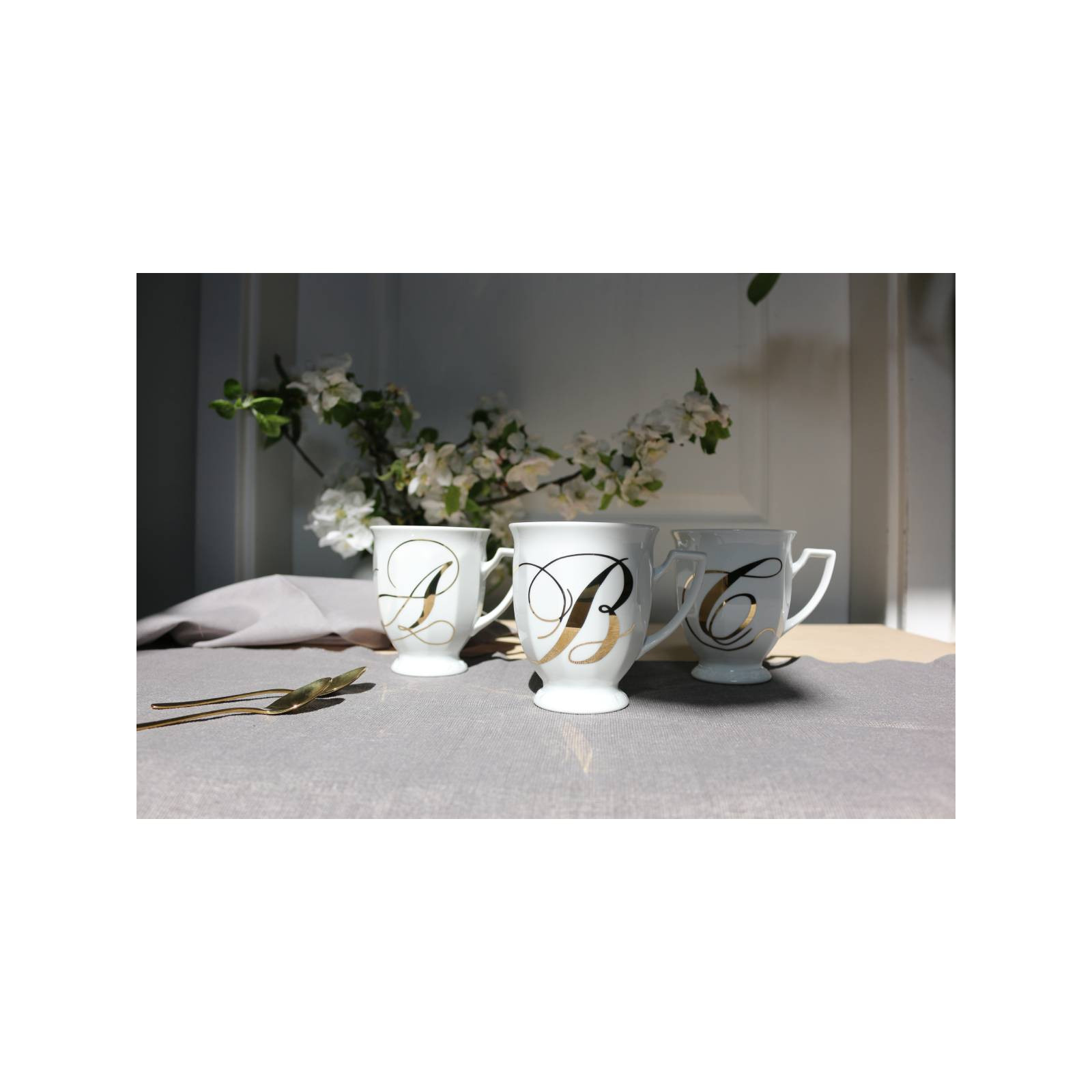 Kubek mały Maria Biała alfabet ,,C"